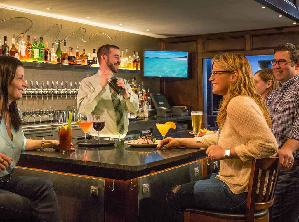 Green Mountain Inn - Whip Bar Drinks and Food with Bartender and Guests