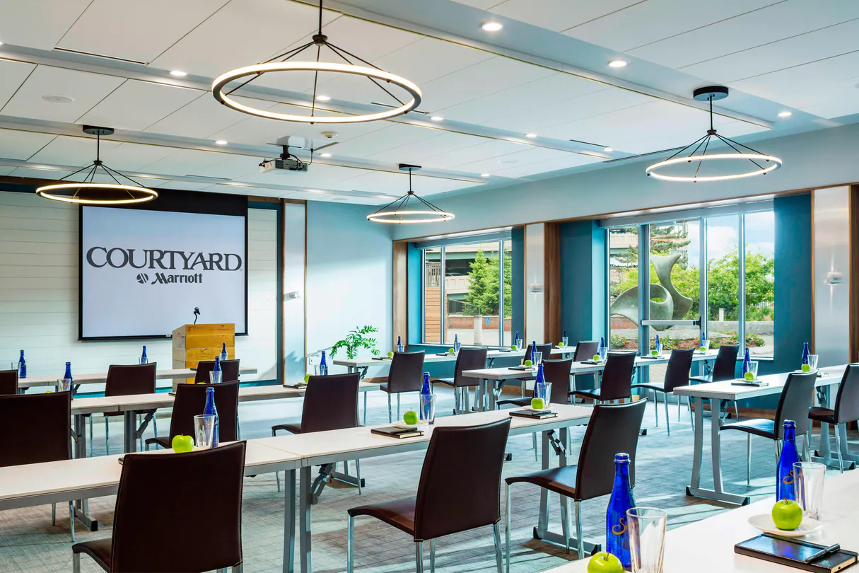 Courtyard by Marriott Burlington Harbor - Ballroom with Conference Tables and Chairs