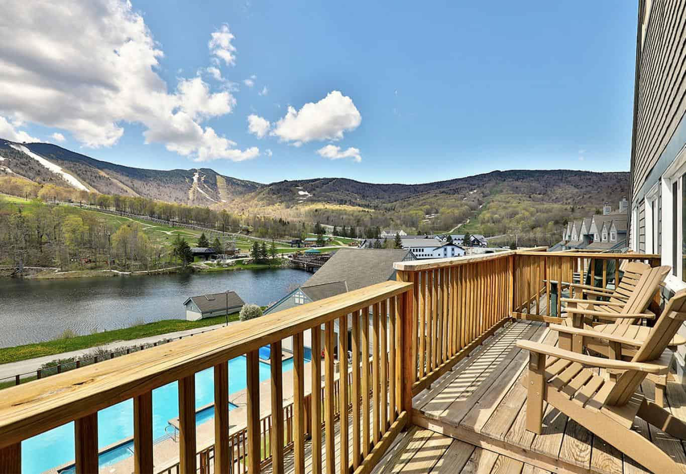 Killington Grand Resort Hotel - Balcony with Mountain View