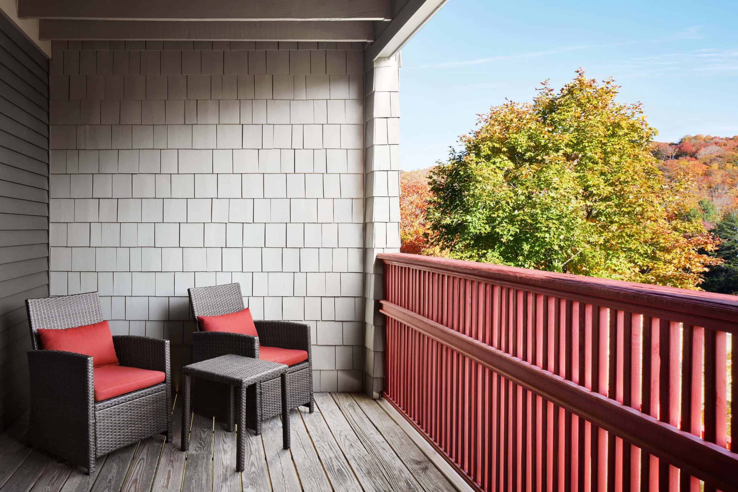 Killington Mountain Lodge - Balcony Seating with Fall View