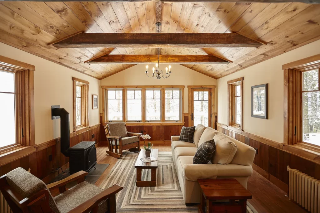 Seesaws-Lodge-Winter-Fireplace-Wood-Living-Room