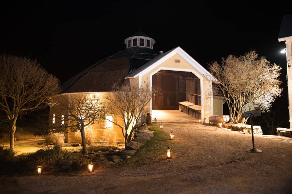 Inn at the Round Barn Farm - Exterior at Night