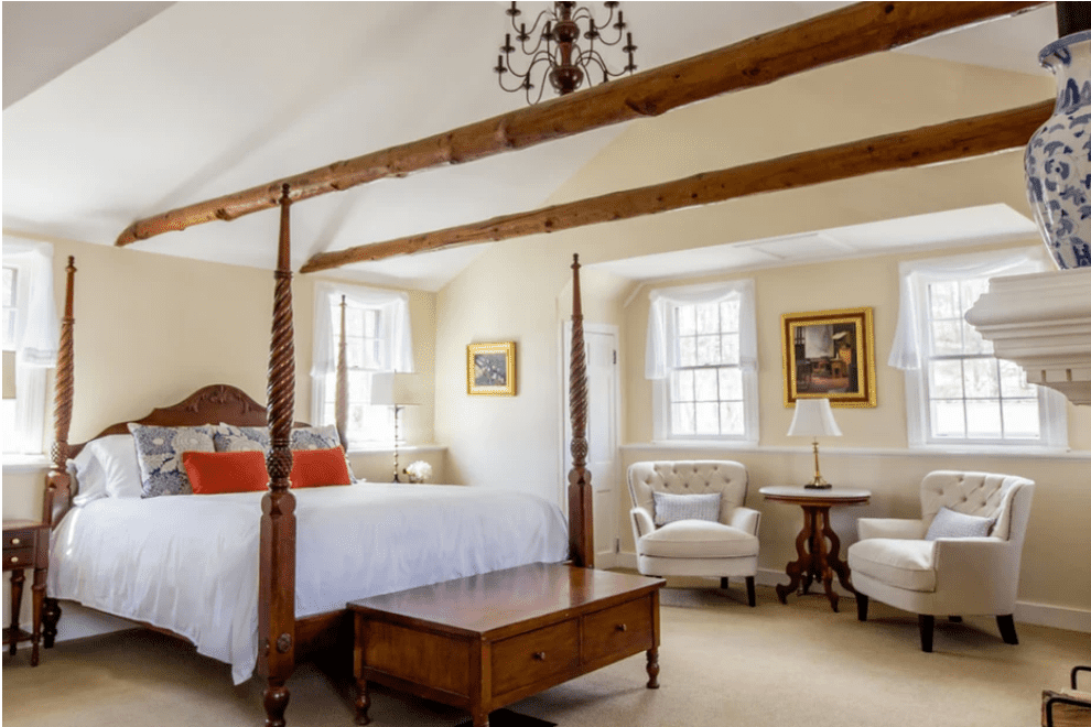 Kedron Valley Inn - Four Poster Bed with Exposed Beam Ceiling