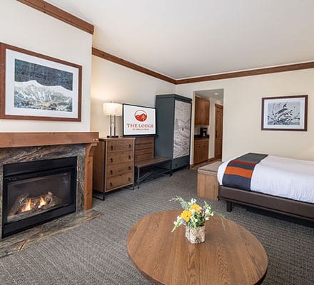 Lodge at Spruce Peak - Studio King Bed with Fireplace