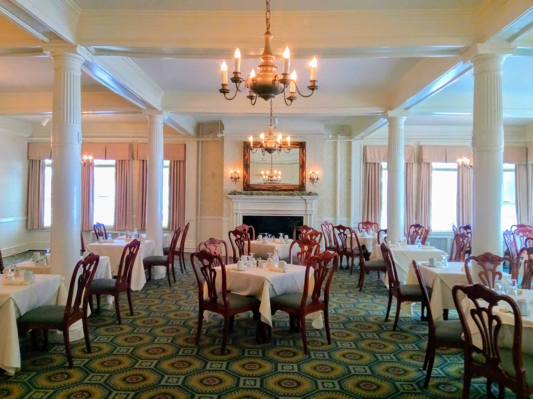 Middlebury Inn - Restaurant Dining Room