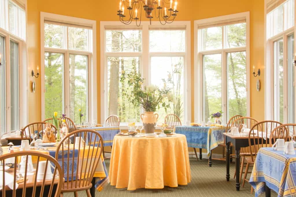 Stone Hill Inn - Sunny Dining Room