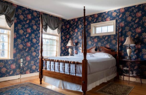 Swift House Inn - Four Poster Bed