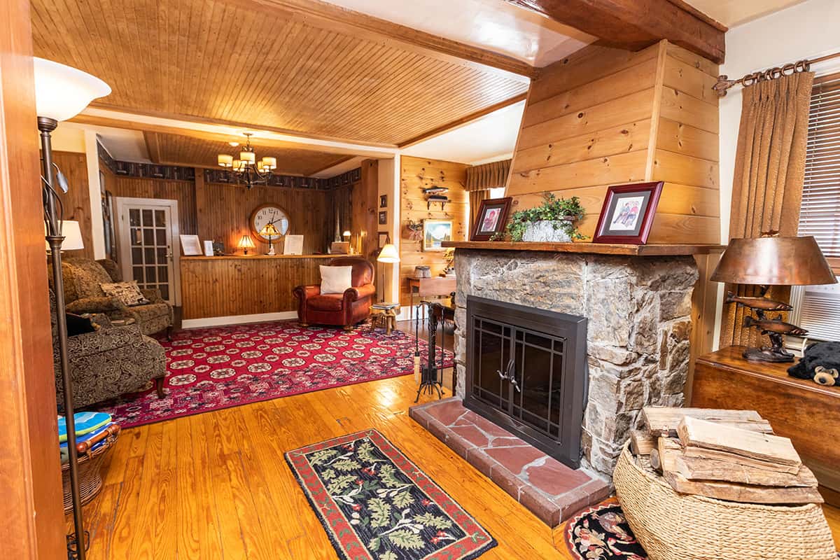 Waybury Inn - Lobby with Fireplace and Checkin Desk