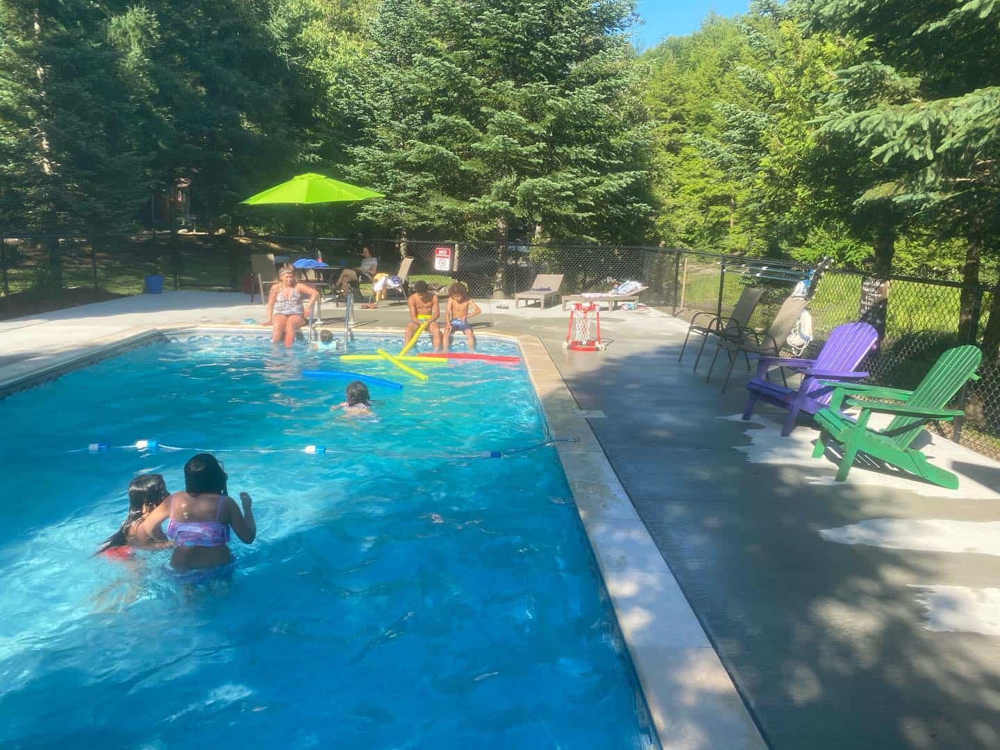 Pine Crest - Outdoor Pool