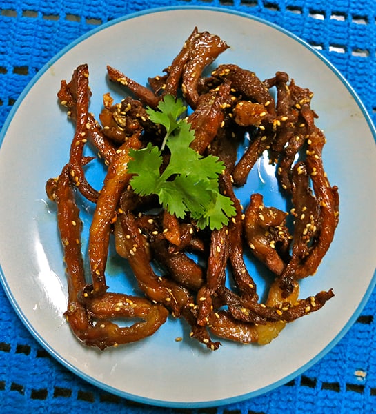 SAAP Restaurant - Muu Dad Deaw – Strips of pork shoulder marinated in dark soy sauce and fried