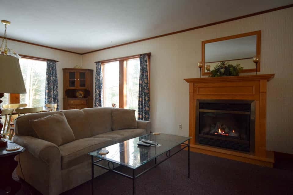 Stowe Cabins in the Woods - Large Living Room with Fireplace