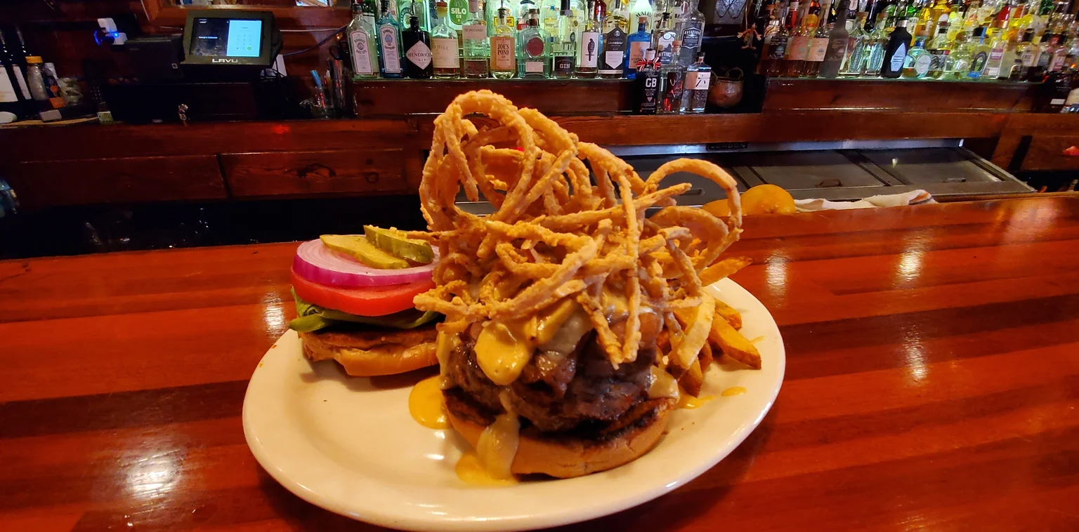 Caseys Caboose - Burger and Onions
