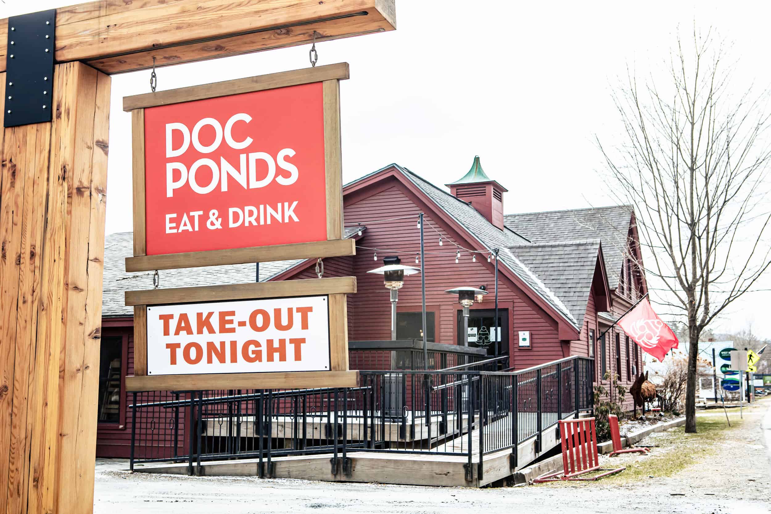 Doc Ponds - Exterior with Sign