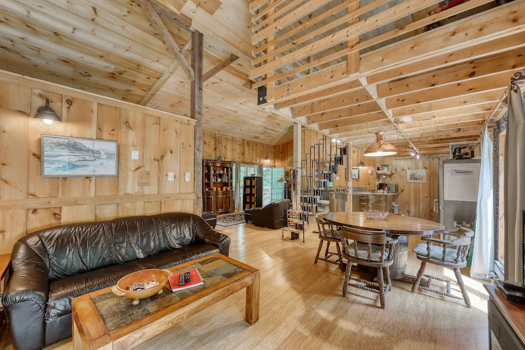 Dog-friendly cabin w:firepit - ski:golf at nearby mountains Open Living Dining Kitchen