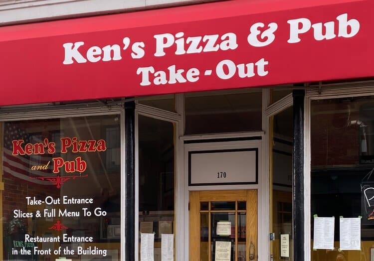 Ken's Pizza and Pub - Exterior Entrance