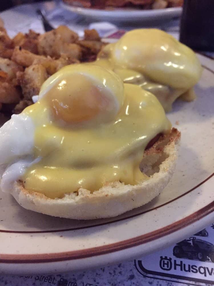 Wayside Restaurant - Eggs Benedict