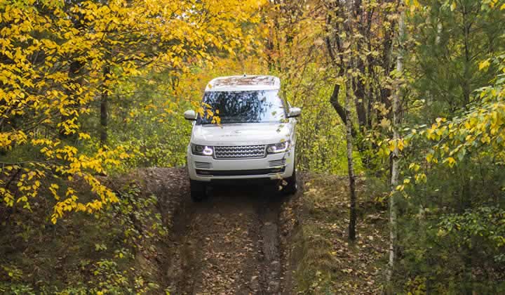 Land Rover Experience - Driving Downhill in Fall